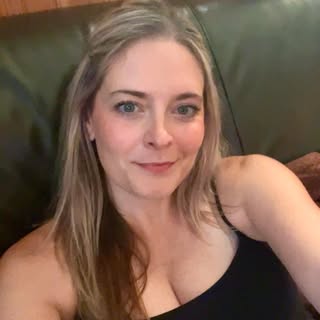 Profile Picture of Carly Guillory (@carlyguillory) on Instagram