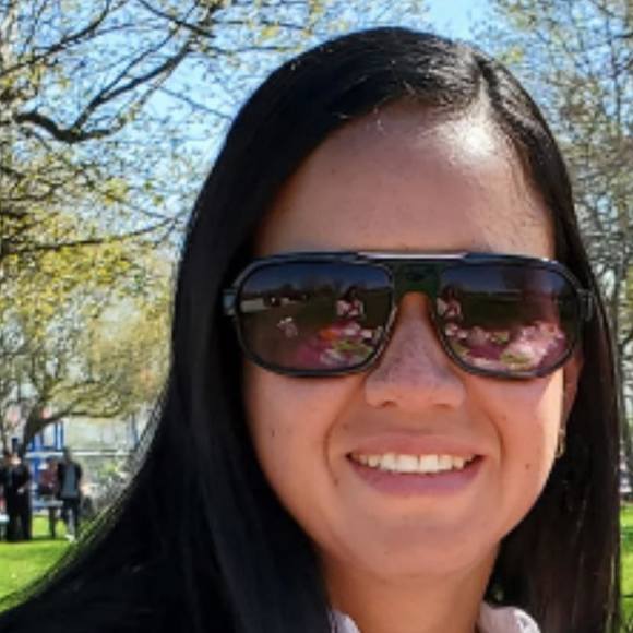 Profile Picture of Yolimar Chambers (@yolimarchambers) on Poshmark