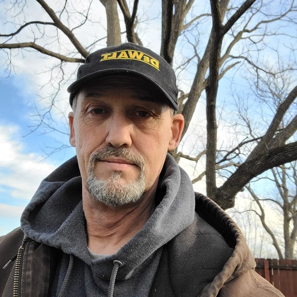 Profile Picture of John Friend (@j_friend) on Poshmark