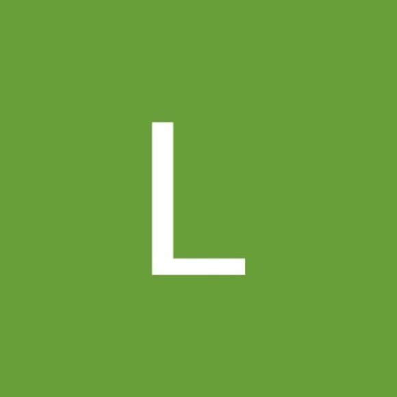 Profile Picture of Lisa Schaffer (@lschaffer2019) on Poshmark