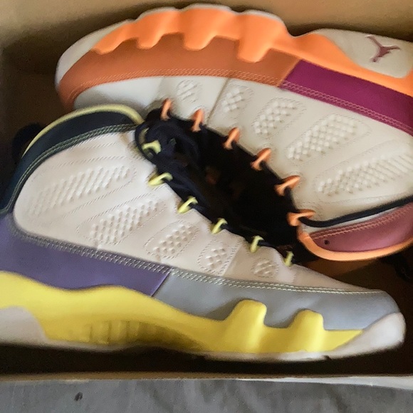 Profile Picture of Levar Edwards (@levaredwards) on Poshmark