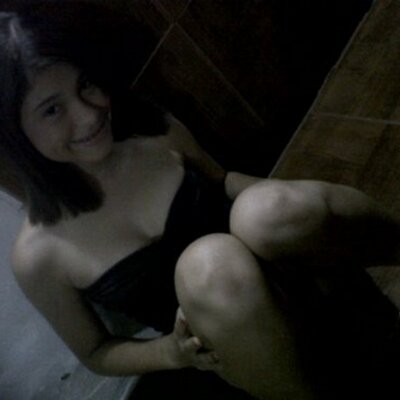 Profile Picture of  ♥ Genesis Reyes  ♥ (@genesisreyes1) on Twitter