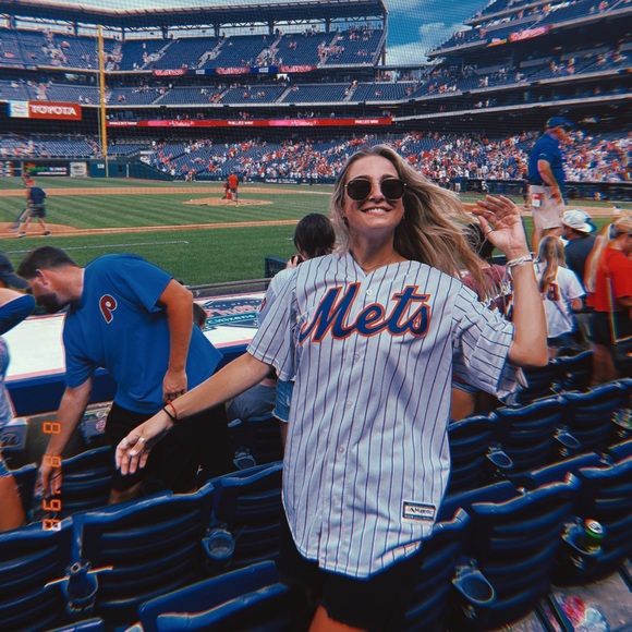 Kendall Gregory - Poshmark Profile Picture of Kendall Gregory (@kendalalexandra) on Poshmark