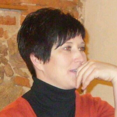 Profile Picture of Doris Rudolf (@hexedois) on Twitter