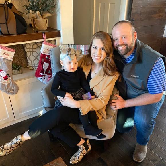 Profile Picture of Hilary Morsey (@hilarymorsey) on Poshmark