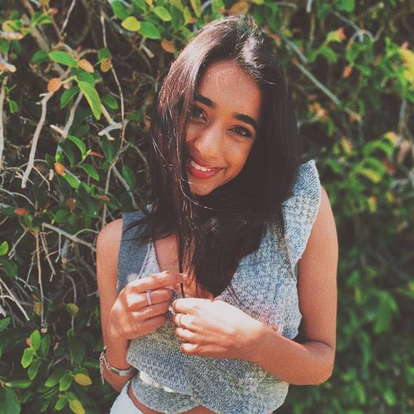 Aashka Gorajia - Poshmark Profile Picture of Aashka Gorajia (@aashkag) on Poshmark