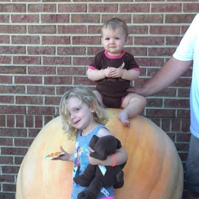 Profile Picture of Tanya McClafferty (@tmcclafferty) on Twitter