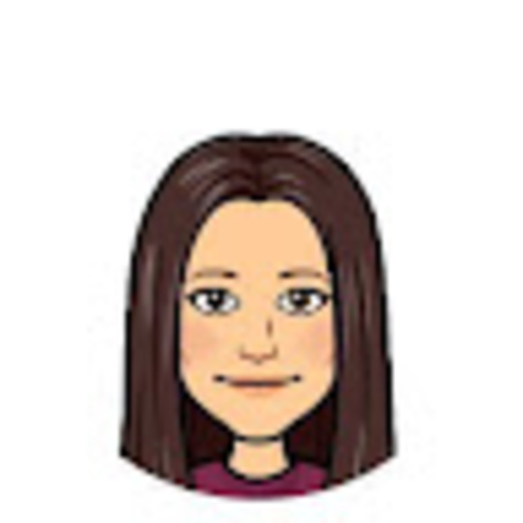 Profile Picture of J Ehrie (@hockeymom4744) on Poshmark