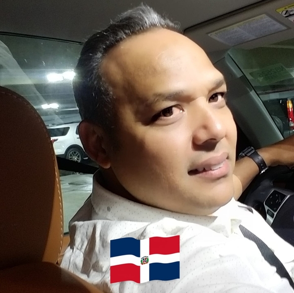 Profile Picture of Julio Pichardo (@jcpe2011) on Poshmark