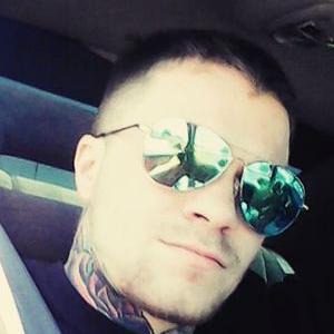 Profile Picture of Jacob Bragg (@jbraggdesigns) on Twitter
