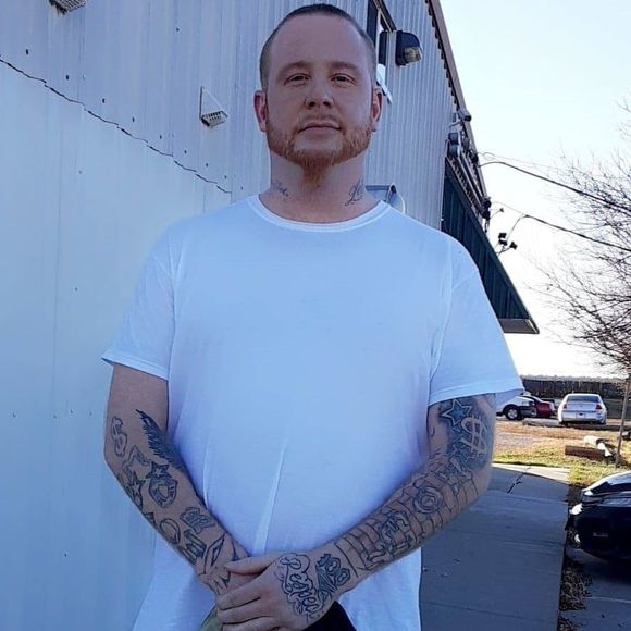 Profile Picture of Daniel Kennedy (@djkennedy52985) on Poshmark