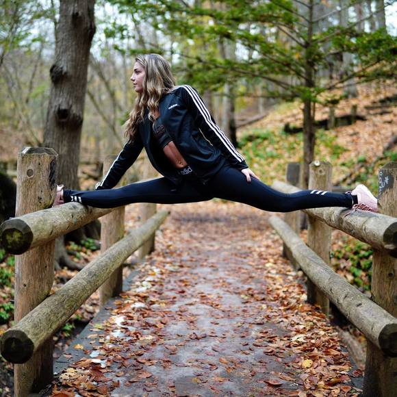 Megan Sonnenberg - Poshmark Profile Picture of Megan Sonnenberg (@meganharmony06) on Poshmark