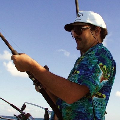 Profile Picture of Justin Huff (@C4YerSelf) on Twitter