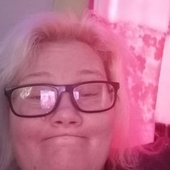 Profile Picture of amandavester0 (@amandavester0) on Tiktok