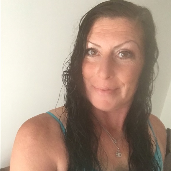 Profile Picture of Donna Egnor (@donna_egnor) on Poshmark