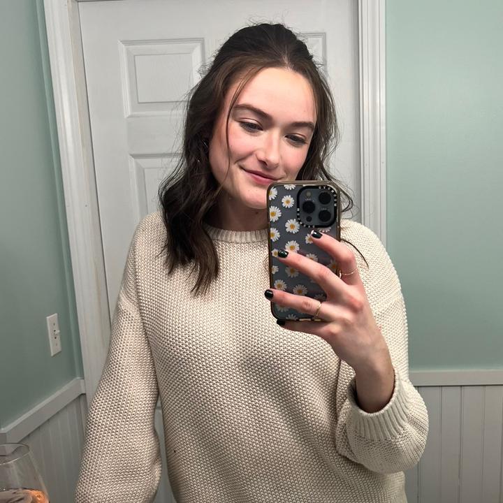 Profile Picture of Laura Ireland (@@l_ireland13) on Tiktok