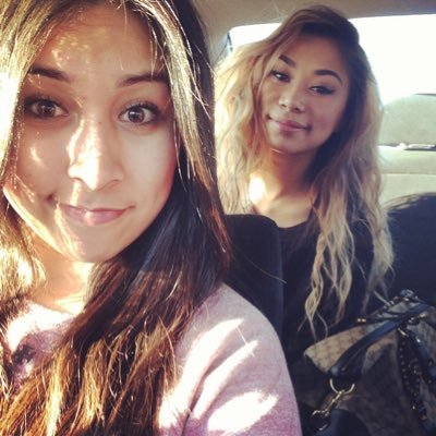 Profile Picture of Brenda Villarreal (@monsterbeee) on Twitter