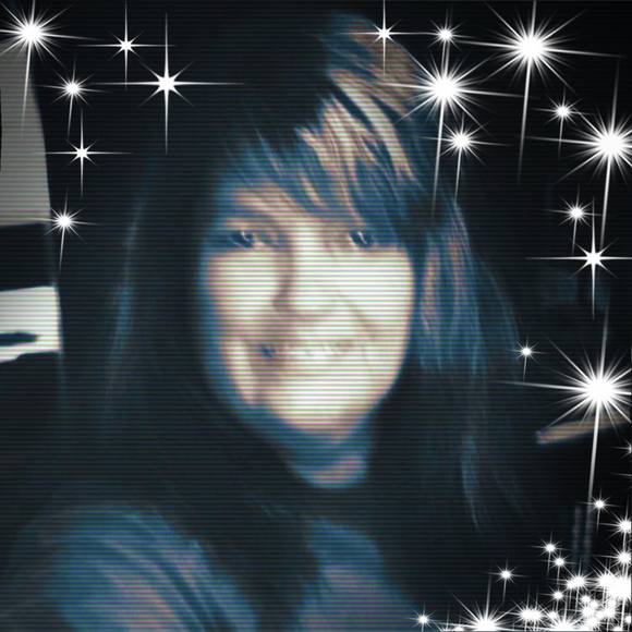 Profile Picture of Wendy Banicki (@wbanicki) on Poshmark