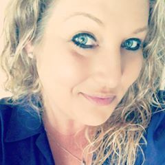 Profile Picture of Alyce Simons (@alycesimons) on Tiktok