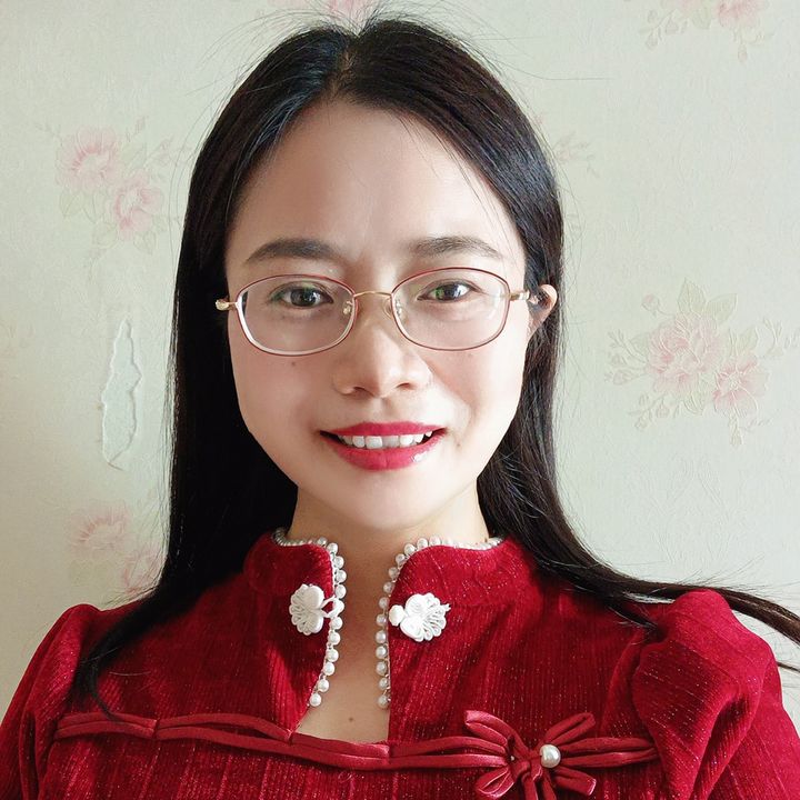 Profile Picture of EllaChineseteacher (@ellachineseteacher) on Tiktok