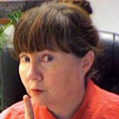 Profile Picture of Valerie Pearce (@valli123) on Twitter