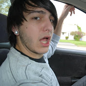 Profile Picture of Maximus Mantrow (@RambinocX) on Youtube