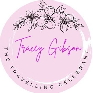 Profile Picture of Tracey L Gibson (@the_travelling_celebrant) on Instagram