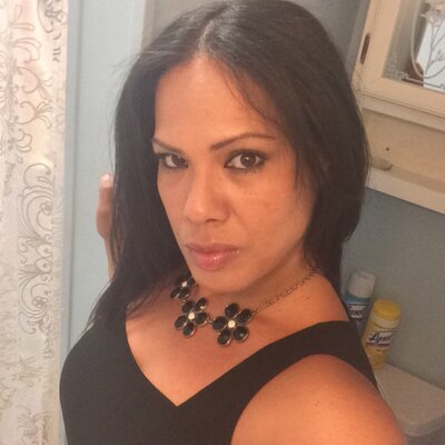 Profile Picture of Yvette Jimenez (@VelvetDreams918) on Twitter