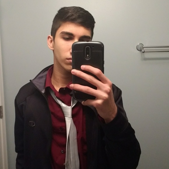 Profile Picture of Pratik Pandya (@akakarizma) on Poshmark