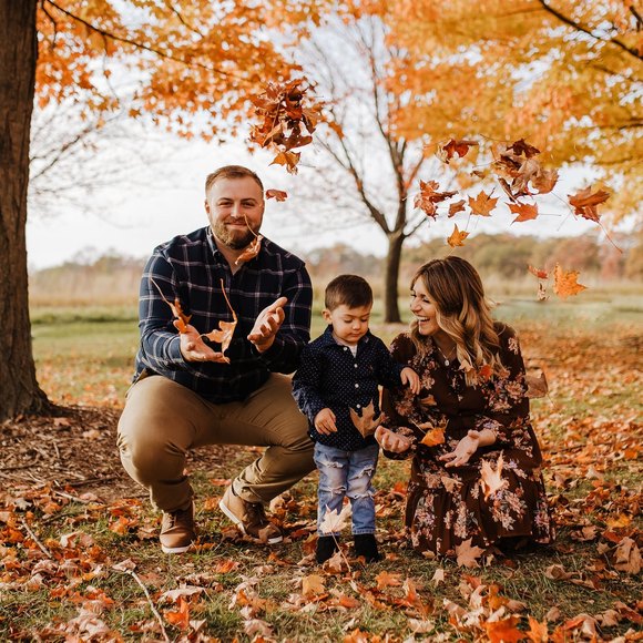 Profile Picture of Ashley Kleist (@akleist) on Poshmark