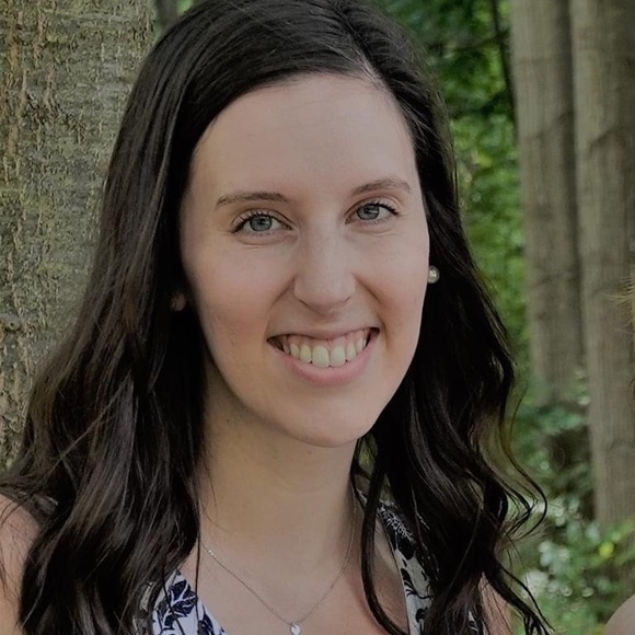 Profile Picture of Mandy Wolak (@mandy09352) on Poshmark