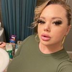 Profile Picture of Ashley Vega (@georgemickelopoulos) on Instagram