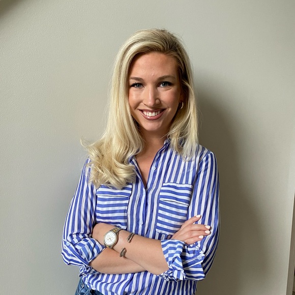 Profile Picture of Allison Day (@aday03) on Poshmark