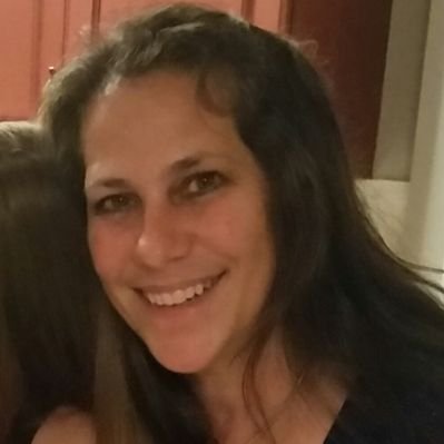 Profile Picture of Nancy Hanks Knihnicki (@NKnihnicki) on Twitter