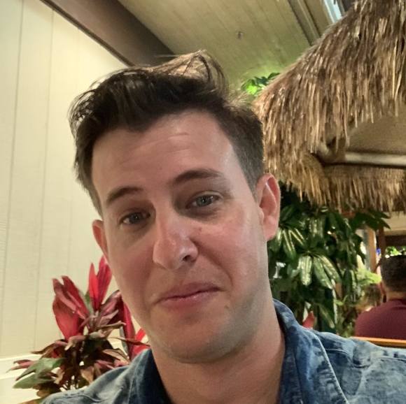Profile Picture of Zach Michelsen (@zmichelsen) on Poshmark