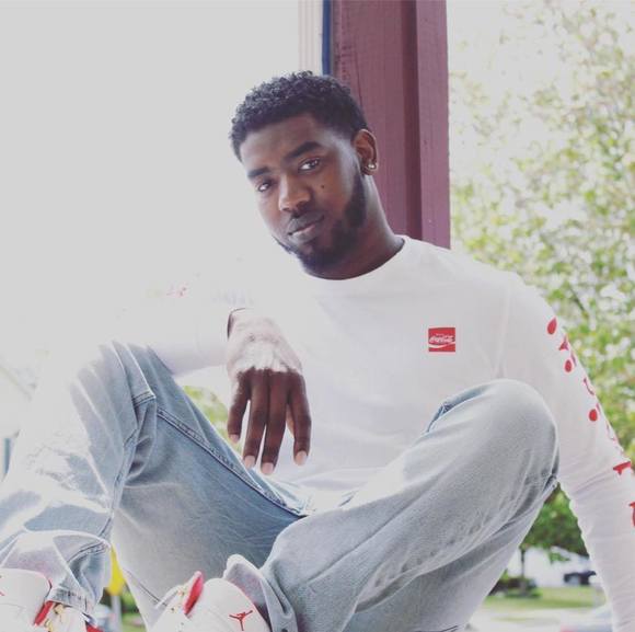 Profile Picture of Kevin Sailor (@kevinsailor25) on Poshmark