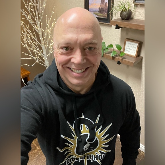 Profile Picture of David Goode (@lifeisgoode) on Poshmark