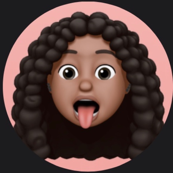 Profile Picture of Raeon Subryan (@rae_16) on Poshmark