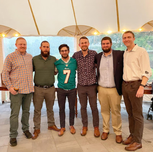 Profile Picture of Billy Heemer (@billyheemer) on Poshmark