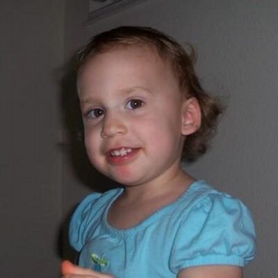 Profile Picture of Amanda Bernhard (@happy2bapanda) on Twitter