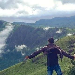 Profile Picture of Shah Kh (@kayKhan111) on Twitter