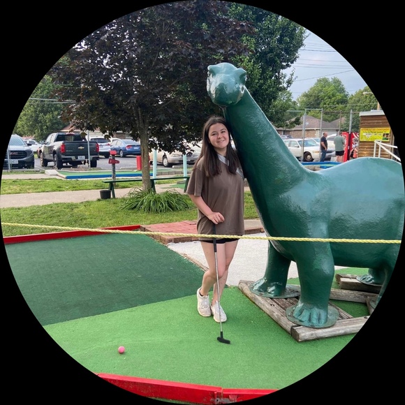 Profile Picture of Maddie Kobierski (@mads716) on Poshmark