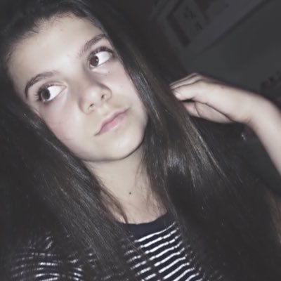 Profile Picture of Amanda ✨ (@amandalesser16) on Twitter