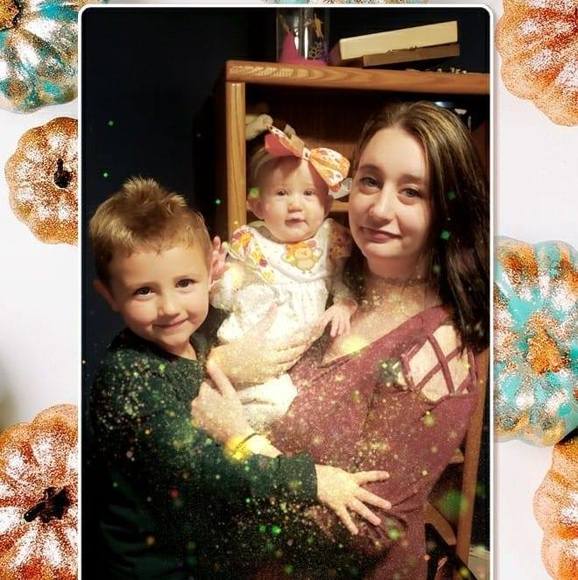 Profile Picture of Miranda Keel (@mirandakeel) on Poshmark