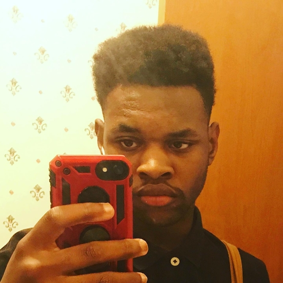 Profile Picture of Dantwan Larosa (@dantwan822) on Poshmark