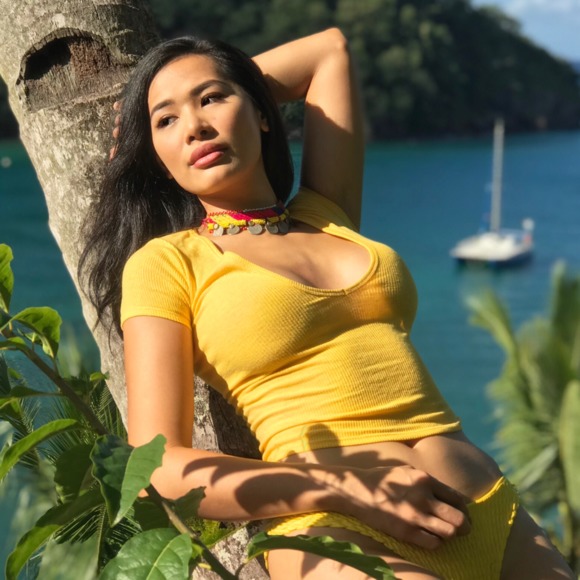 Profile Picture of Bao Bao (@chefbaobao) on Poshmark