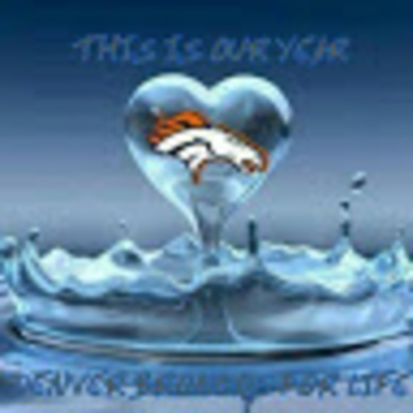 Profile Picture of Josephine Bradley (@josieskis) on Poshmark