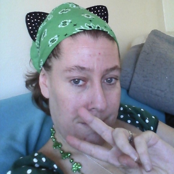 Profile Picture of Shannon Balousek (@tashicat420) on Poshmark