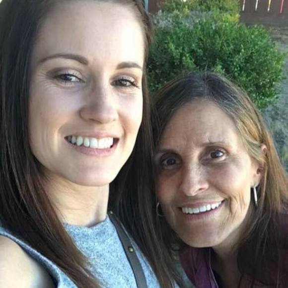 Profile Picture of Pamela Durney (@pjdurney) on Poshmark