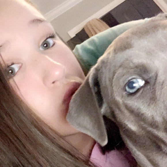 Kamryn Forster - Poshmark Profile Picture of Kamryn Forster (@kamrynrforster) on Poshmark